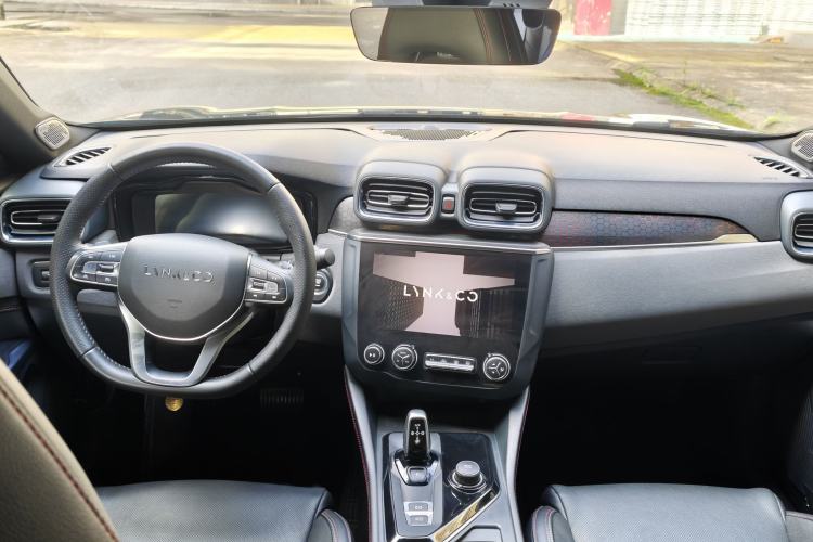 Used Lynk & Co 03 2019 2.0TD Automatic Jing Pro Edition Interior 1