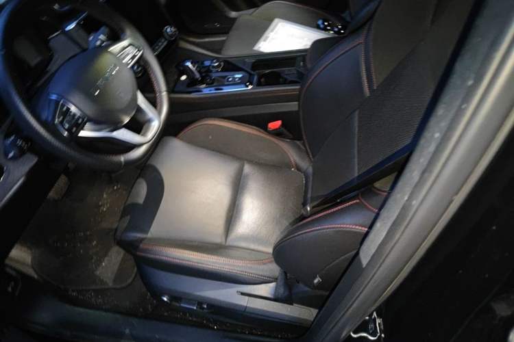 Used Lynk & Co 03 2019 1.5TD DCT JingPro Edition China VI Standard Left Front Seat
