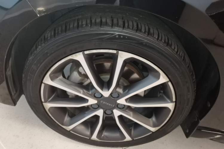 Used Lynk & Co 03 2019 1.5TD DCT Sport Edition China VI Standard Left Front Wheel Hub