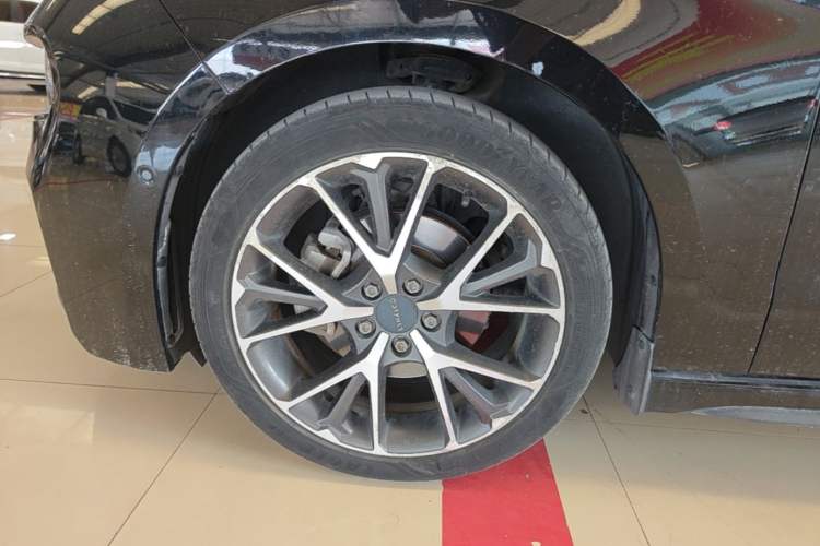 Used Lynk & Co 03 2019 1.5TD DCT JingPro Edition China VI Standard Left Front Wheel Hub