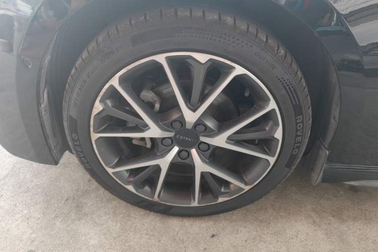Used Lynk & Co 03 2019 1.5TD DCT JingPro Edition China VI Standard Left Front Wheel Hub