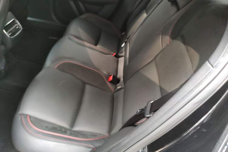 Used Lynk & Co 03 2019 1.5TD DCT JingPro Edition China VI Standard Left Rear Seat