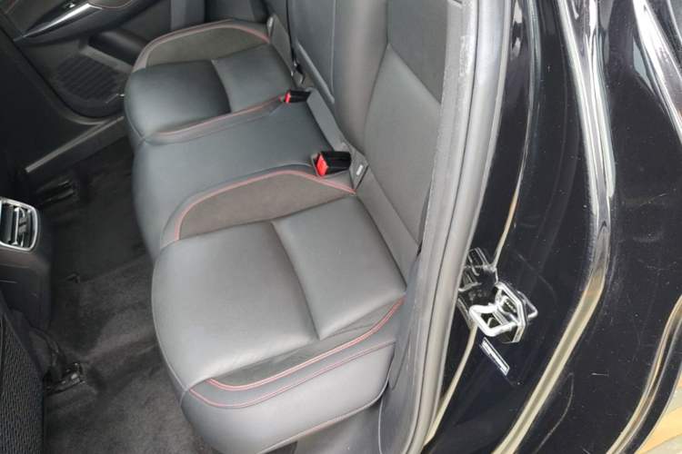 Used Lynk & Co 03 2019 2.0TD Automatic Trend Edition Left Rear Seat