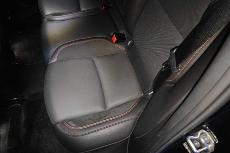 Used Lynk & Co 03 2019 1.5TD DCT JingPro Edition China VI Standard Left Rear Seat