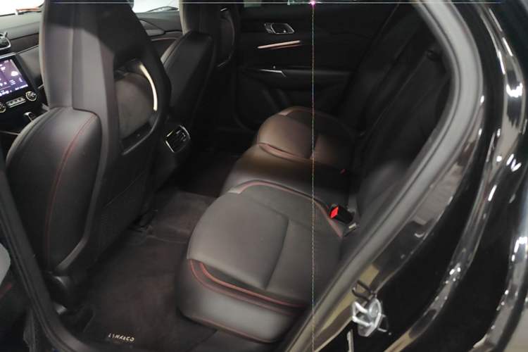 Used Lynk & Co 03 2019 1.5TD DCT JingPro Edition China VI Standard Left Rear Seat