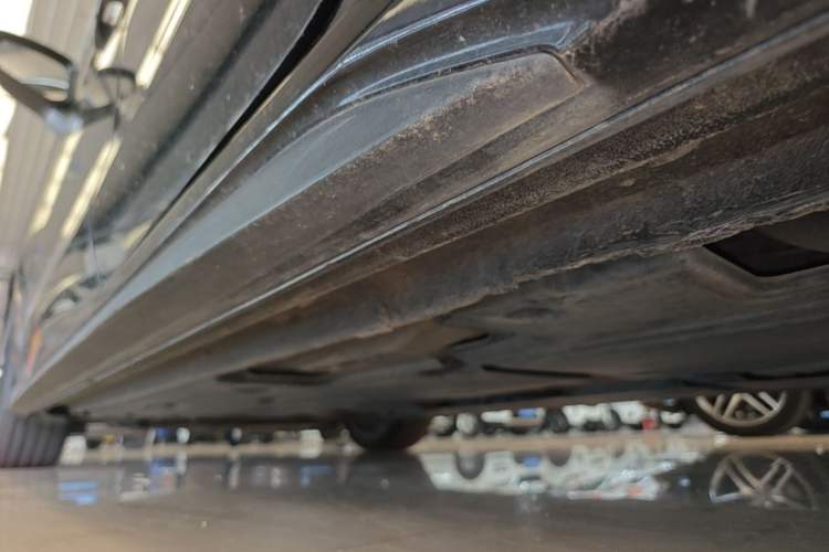 Used Lynk & Co 03 2019 1.5TD DCT JingPro Edition China VI Standard Left Side Sill