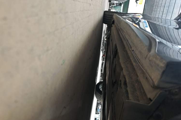Used Lynk & Co 03 2019 1.5TD DCT JingPro Edition China VI Standard Left Side Sill