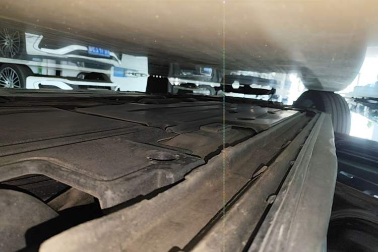 Used Lynk & Co 03 2019 1.5TD DCT JingPro Edition China VI Standard Left Side Sill