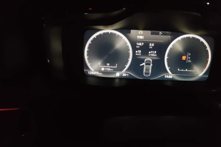 Used Lynk & Co 03 2019 2.0TD Automatic Jing Pro Edition Odometer Close Up