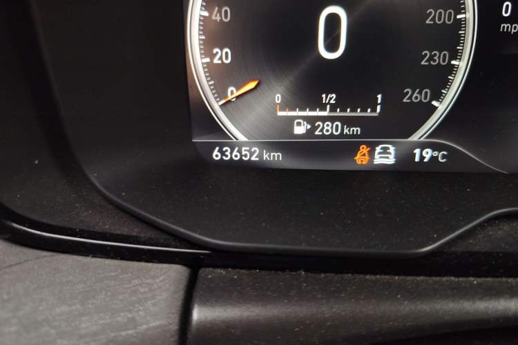 Used Lynk & Co 03 2019 2.0TD Automatic Jing Pro Edition Odometer Close Up