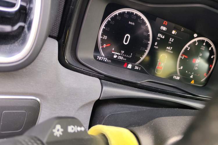 Used Lynk & Co 03 2019 1.5TD DCT Sport Edition China VI Standard Odometer Close Up