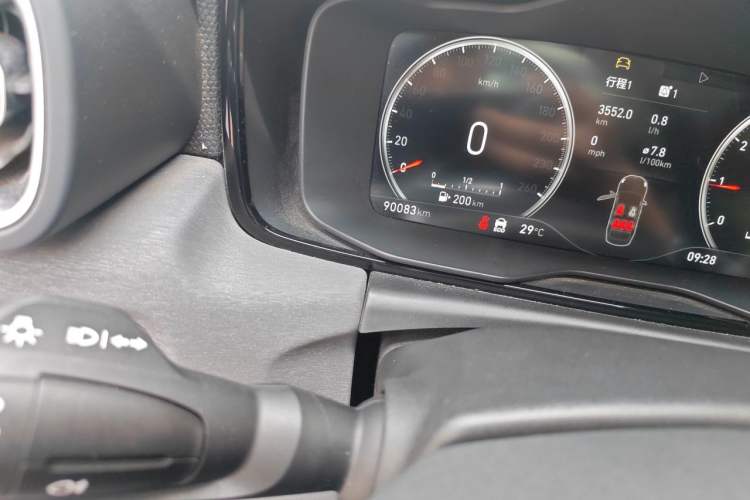 Used Lynk & Co 03 2019 1.5TD DCT JingPro Edition China VI Standard Odometer Close Up
