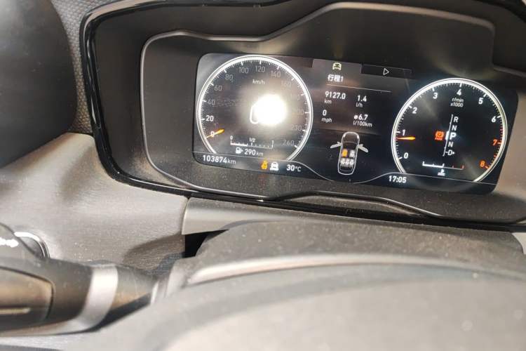 Used Lynk & Co 03 2019 2.0TD Automatic Jing Pro Edition Odometer Close Up