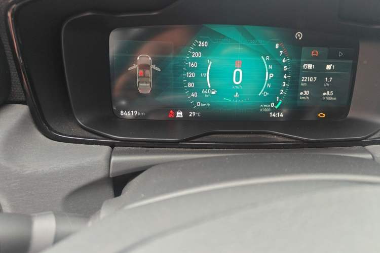Used Lynk & Co 03 2019 2.0TD Automatic Jing Pro Edition Odometer Close Up