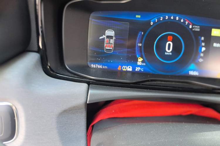 Used Lynk & Co 03 2019 1.5TD DCT JingPro Edition China VI Standard Odometer Close Up