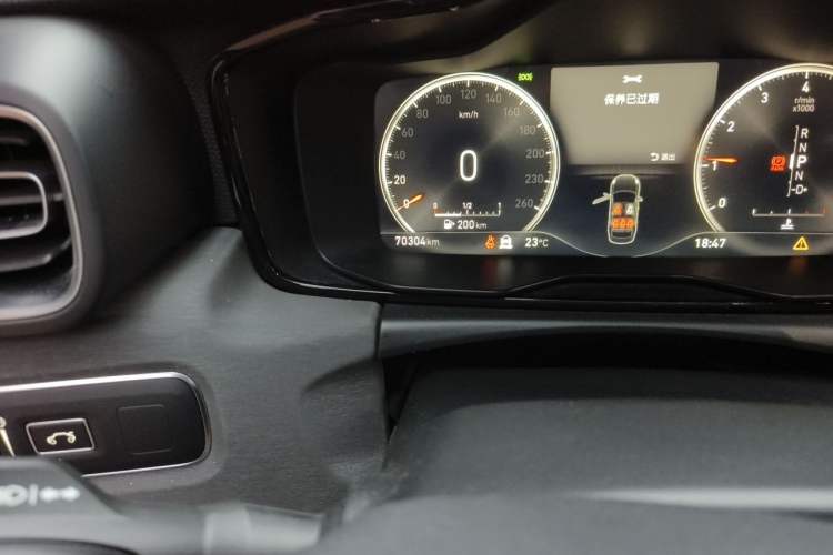 Used Lynk & Co 03 2019 1.5TD DCT JingPro Edition China VI Standard Odometer Close Up