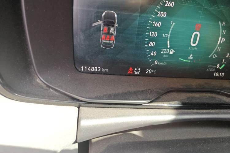 Used Lynk & Co 03 2019 2.0TD Automatic Jing Pro Edition Odometer Close Up