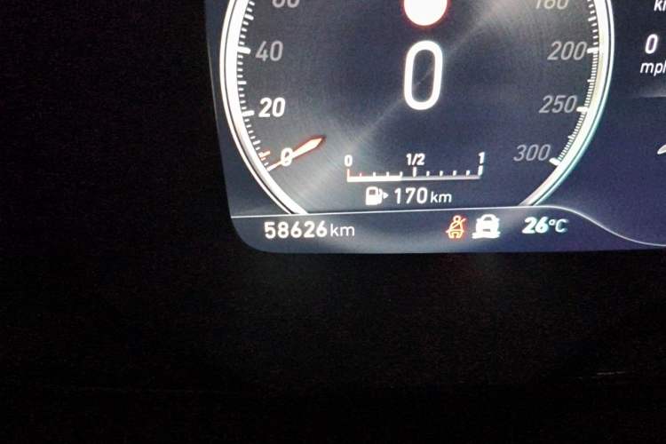 Used Lynk & Co 03 2019 03+ 2.0TD Automatic Wind-Chasing Edition Odometer Close Up