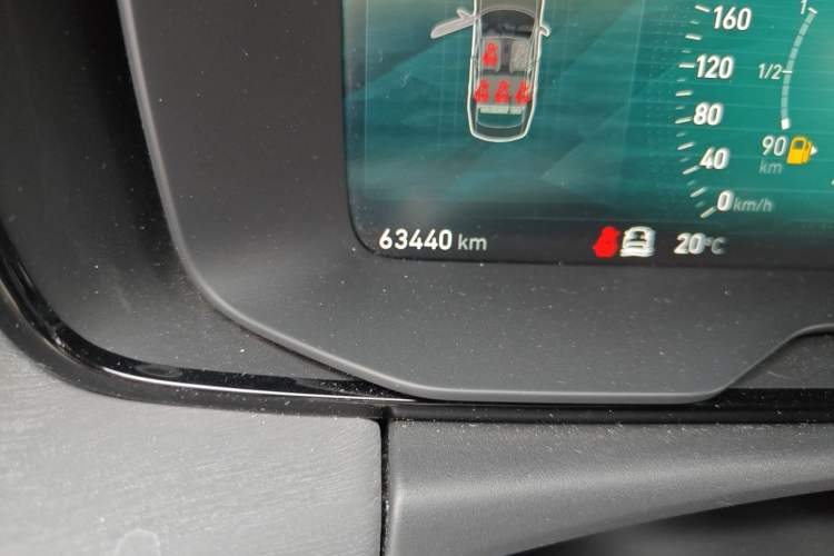 Used Lynk & Co 03 2019 2.0TD Automatic Jing Pro Edition Odometer Close Up