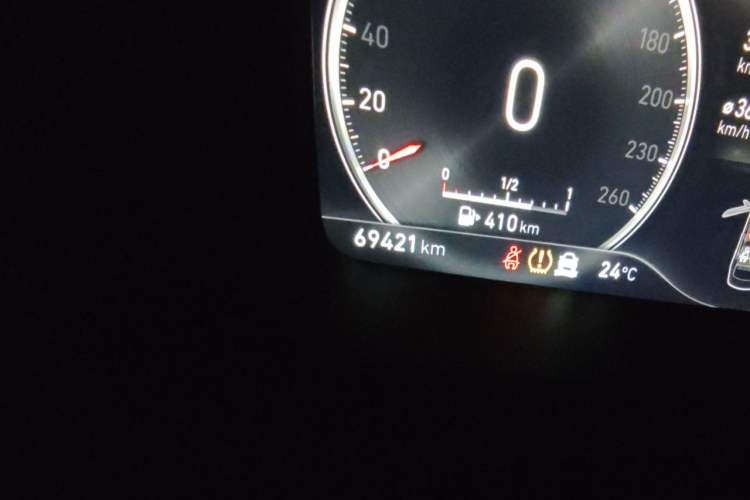Used Lynk & Co 03 2019 1.5TD DCT JingPro Edition China VI Standard Odometer Close Up