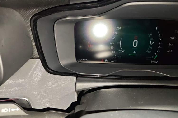 Used Lynk & Co 03 2019 1.5TD DCT JingPro Edition China VI Standard Odometer Close Up