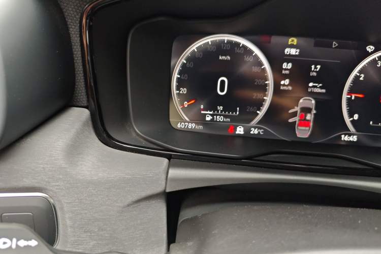 Used Lynk & Co 03 2019 1.5TD DCT JingPro Edition China VI Standard Odometer Close Up