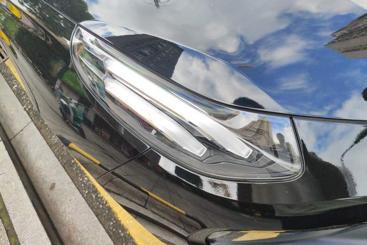 Used Lynk & Co 03 2019 1.5TD DCT JingPro Edition China VI Standard Right Front Headlight