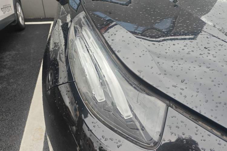 Used Lynk & Co 03 2019 2.0TD Automatic Jing Pro Edition Right Front Headlight