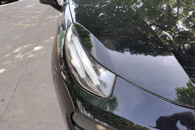 Used Lynk & Co 03 2019 2.0TD Automatic Jing Pro Edition Right Front Headlight