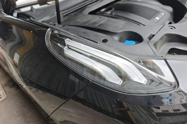 Used Lynk & Co 03 2019 1.5TD DCT JingPro Edition China VI Standard Right Front Headlight