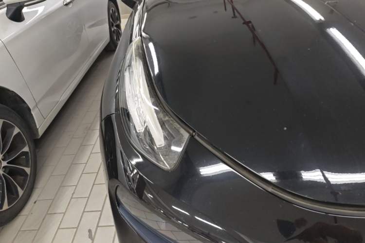 Used Lynk & Co 03 2019 2.0TD Automatic Trend Edition Right Front Headlight