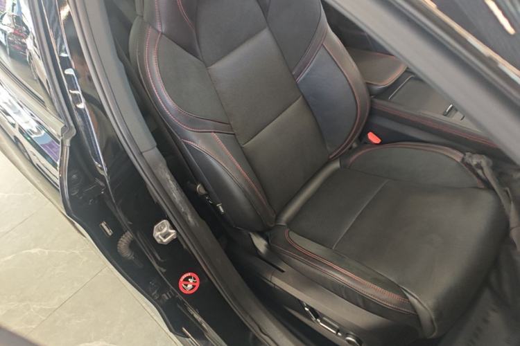 Used Lynk & Co 03 2019 2.0TD Automatic Jing Pro Edition Right Front Seat