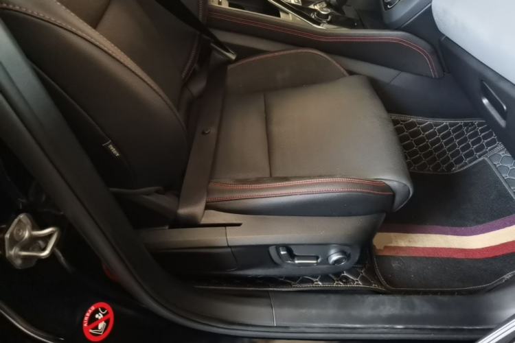 Used Lynk & Co 03 2019 1.5TD DCT JingPro Edition China VI Standard Right Front Seat