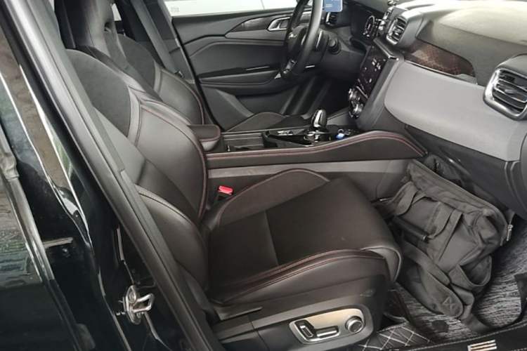 Used Lynk & Co 03 2019 1.5TD DCT JingPro Edition China VI Standard Right Front Seat