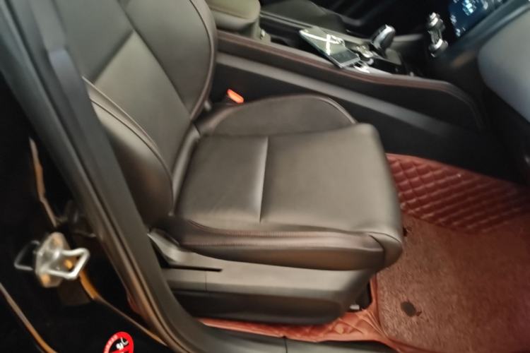 Used Lynk & Co 03 2019 2.0TD Automatic Trend Edition Right Front Seat