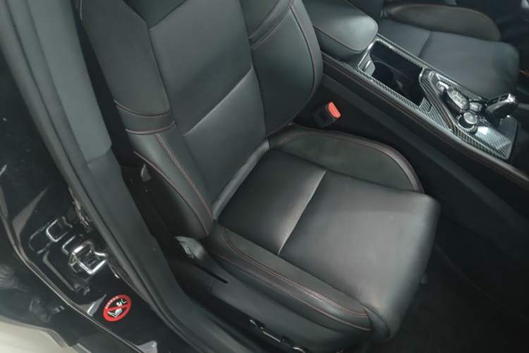 Used Lynk & Co 03 2019 1.5TD DCT JingPro Edition China VI Standard Right Front Seat