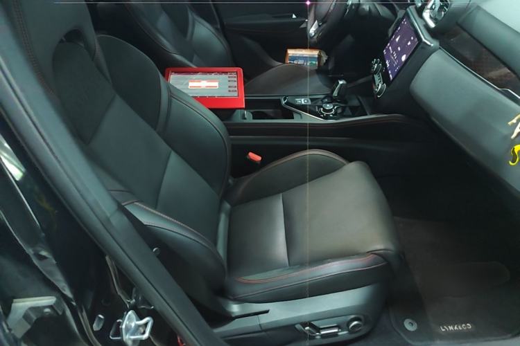 Used Lynk & Co 03 2019 1.5TD DCT JingPro Edition China VI Standard Right Front Seat