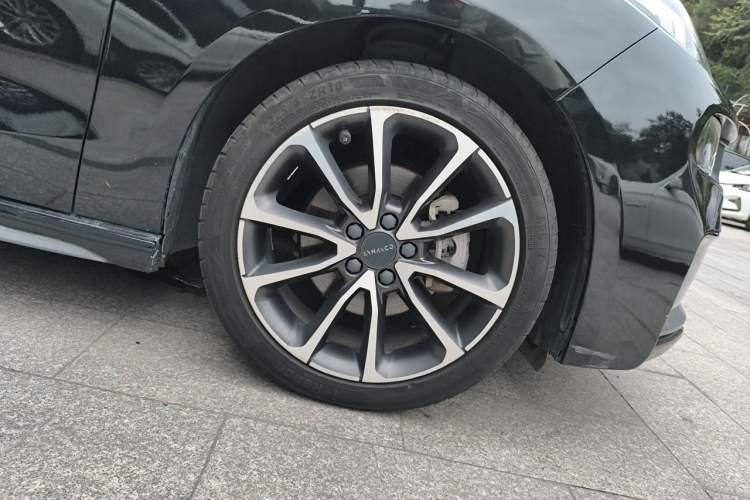 Used Lynk & Co 03 2019 1.5TD DCT Sport Edition China VI Standard Right Front Wheel Hub