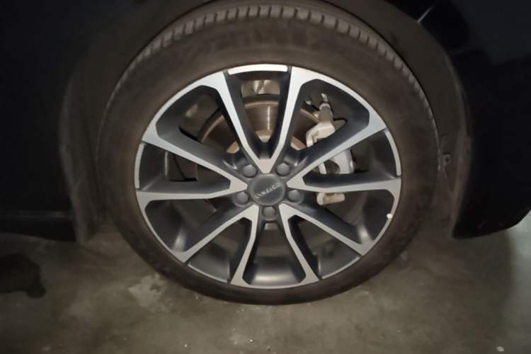 Used Lynk & Co 03 2019 1.5TD DCT Sport Edition China VI Standard Right Front Wheel Hub