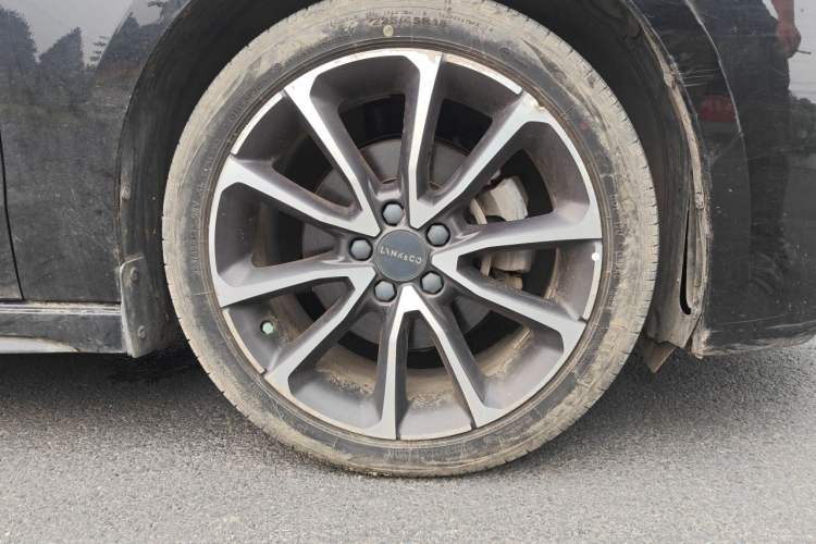 Used Lynk & Co 03 2019 1.5TD DCT Sport Edition China VI Standard Right Front Wheel Hub