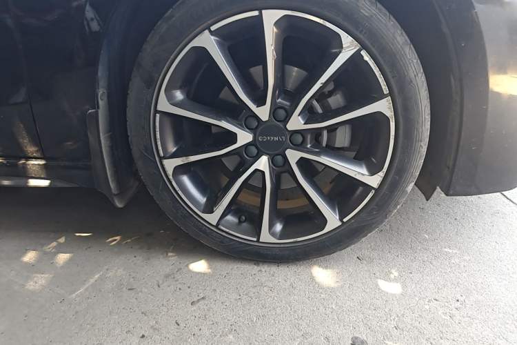 Used Lynk & Co 03 2019 1.5TD DCT Sport Edition China VI Standard Right Front Wheel Hub