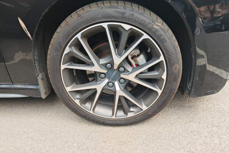 Used Lynk & Co 03 2019 1.5TD DCT JingPro Edition China VI Standard Right Front Wheel Hub