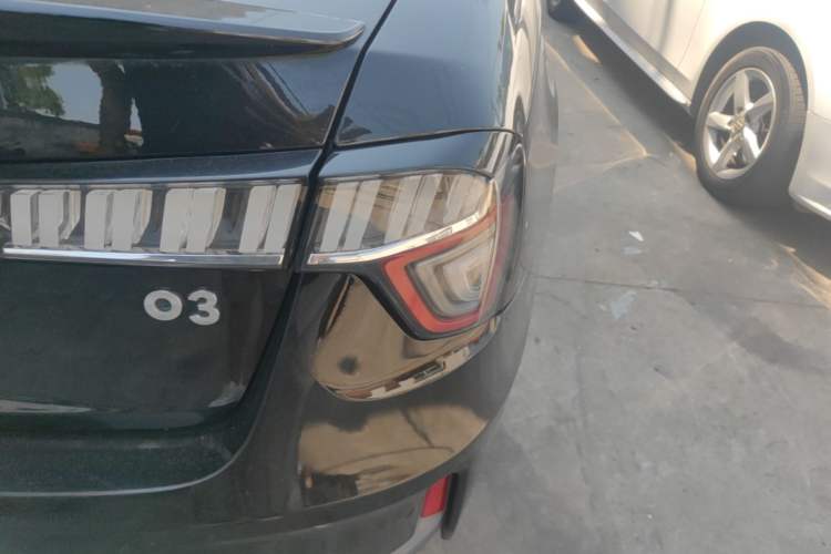 Used Lynk & Co 03 2019 1.5TD DCT JingPro Edition China VI Standard Right Rear Taillight