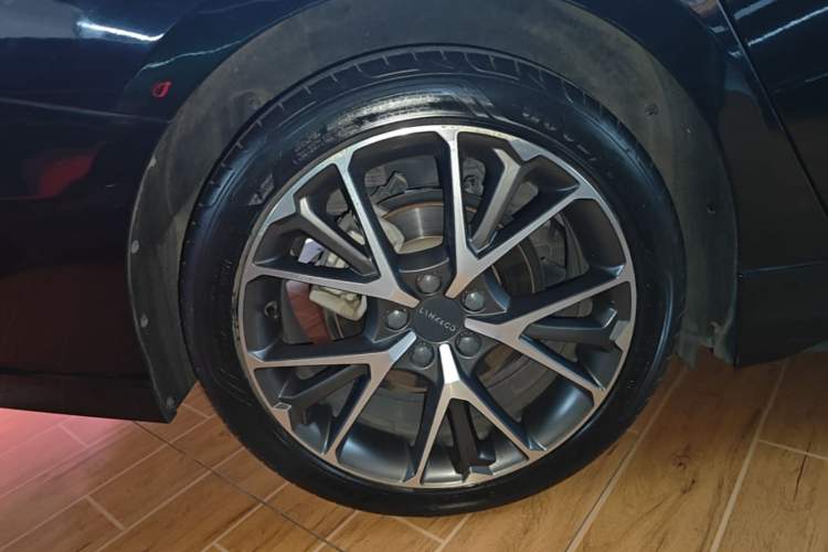 Used Lynk & Co 03 2019 1.5TD DCT JingPro Edition China VI Standard Right Rear Wheel Hub