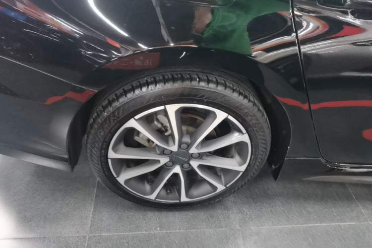 Used Lynk & Co 03 2019 2.0TD Automatic Trend Edition Right Rear Wheel Hub