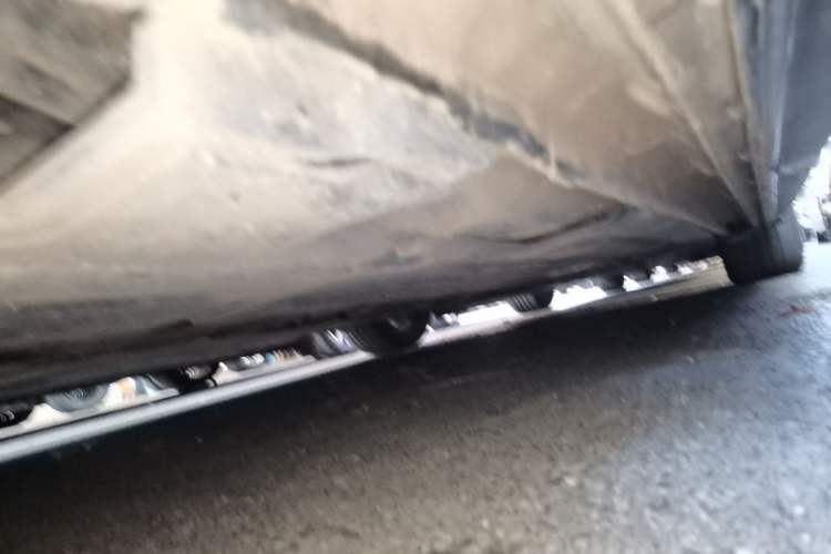 Used Lynk & Co 03 2019 1.5TD DCT JingPro Edition China VI Standard Right Side Sill