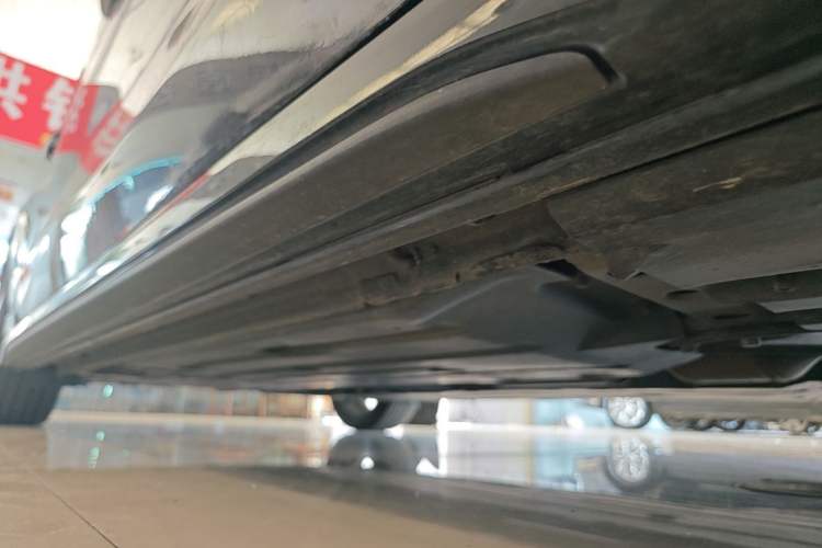 Used Lynk & Co 03 2019 1.5TD DCT JingPro Edition China VI Standard Right Side Sill
