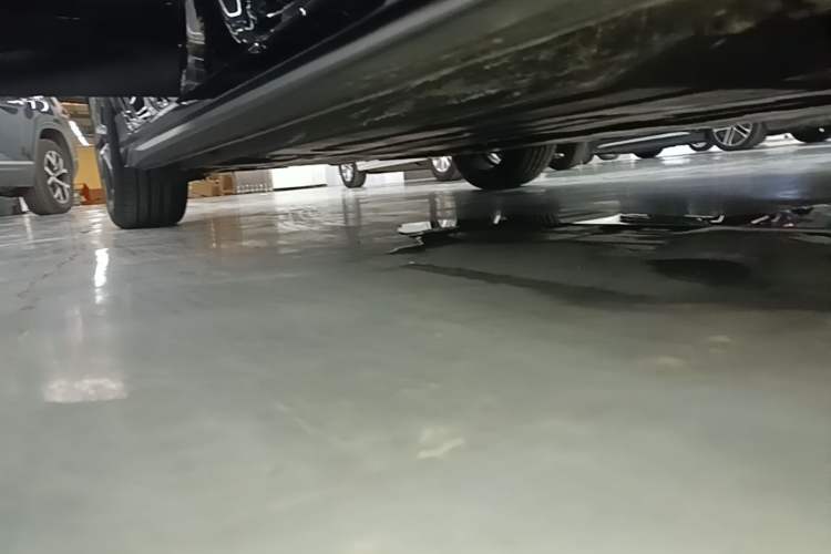 Used Lynk & Co 03 2019 1.5TD DCT JingPro Edition China VI Standard Right Side Sill