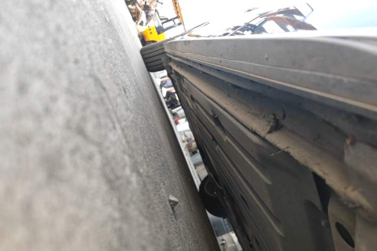 Used Lynk & Co 03 2019 1.5TD DCT JingPro Edition China VI Standard Right Side Sill