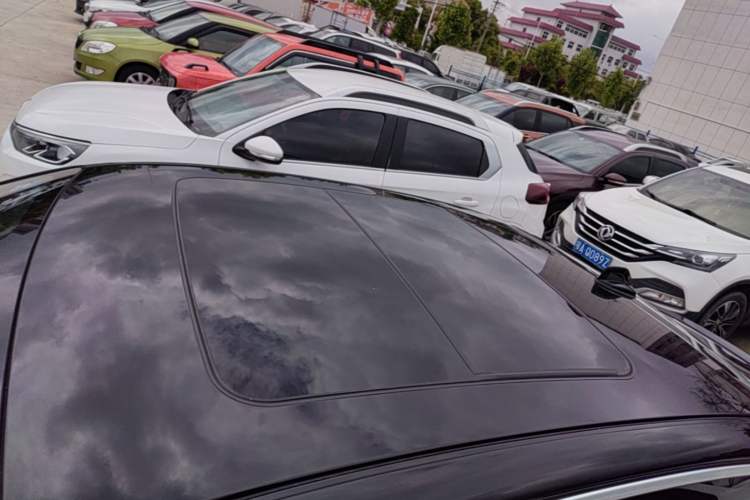 Used Lynk & Co 03 2019 1.5TD DCT JingPro Edition China VI Standard Roof